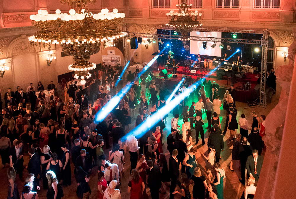 Živé vystoupení orchestru JEL-BAND